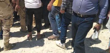 محافظ الإسكندرية منفعلا " ما حدث أمر مرفوض لن يتكرر ما حدث والشاطئ مغلق"