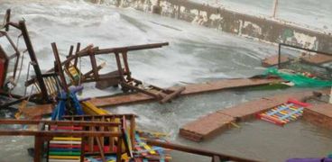 غرق "نادي المهندسين" بالإسكندرية بسبب سوء الأحوال الجوية