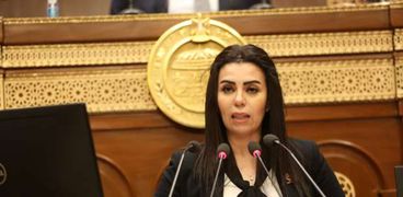 النائبة سها سعيد وكيل لجنة الثقافة والآثار بمجلس الشيوخ
