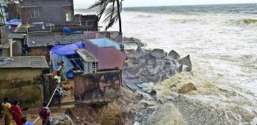 إعصار جولاب يتراجع في الهند