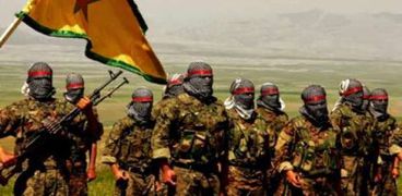 عناصر من وحدات حماية الشعب الكردية