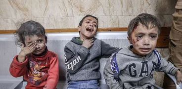 معاناة أطفال غزة جراء العدوان الإسرائيلي-صورة أرشيفية