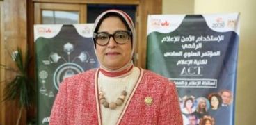 الدكتورة أماني فهمي، أستاذة الإعلام بجامعة القاهرة