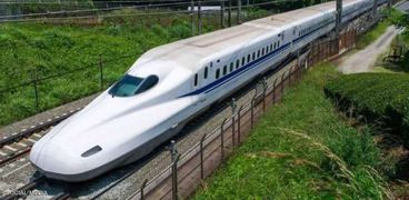 الصين تنتج أول قطار كهربائي حضري متعدد الوحدات مخصص للتصدير إلى مصر