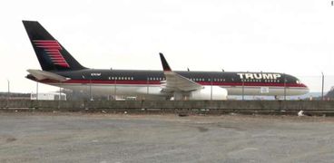 طائرة ترامب من طراز بوينج 757