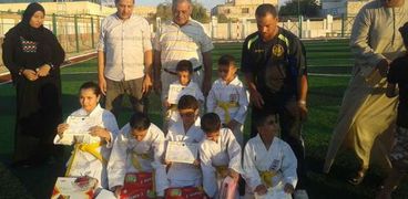 بالصور | تكريم الحاصلين على الحزام الأصفر بمركز شباب الساحل بطور سيناء
