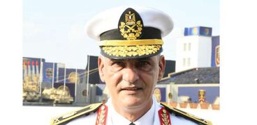 اللواء بحري أركان حرب أشرف محمد، نائب مدير الأكاديمية العسكرية المصرية للكلية البحرية