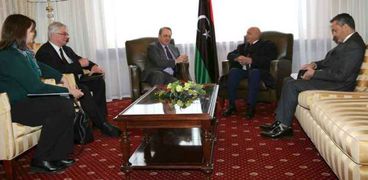 رئيس البرلمان الليبي يلتقي مبعوث "بوتين" لبحث الأوضاع في بلاده