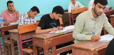 تنسيق القبول بالمدارس الثانوية الفنية 2023 محافظة المنيا