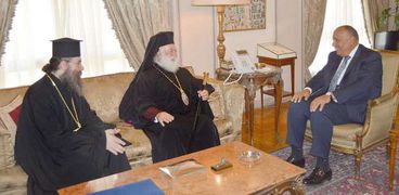 جانب من لقاء وزير الخارجية ثيودوروس الثاني بابا وبطريرك الإسكندرية