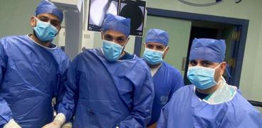فريق جراحة العظام في مستشفى الضبعة المركزى