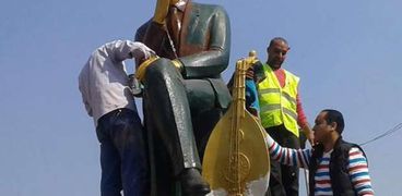 تمثال محمد عبد الوهاب