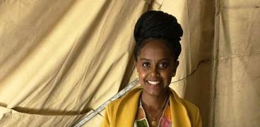 الإثيوبية بعد إلقاء كلمة فتيات أفريقيا