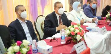 محافظ كفر الشيخ يترأس اجتماع اللجنة الثلاثية لمتابعة اختبارات الثانوية العامة 