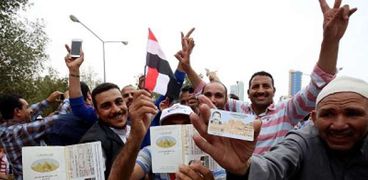 إقبال كبير للمصريين المتواجدين فى الكويت أمام لجان الاقتراع للإدلاء بأصواتهم فى الانتخابات الرئاسية