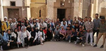 طلاب المعهد العالى للهندسة والتكنولوجيا بالمنصورة يتفقدون آثار فوه بكفر الشيخ
