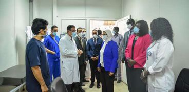 وزيرة الصحة تتفقد المركز الطبي المصري في «جوبا» بجنوب السودان