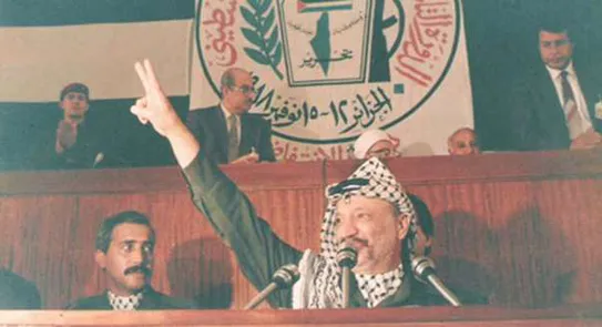 أرملة ياسر عرفات تنفي امتلاكها 7 مليارات دولار - مصر - الوطن