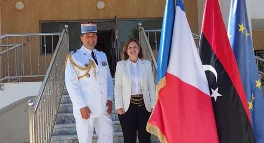 بعد إغلاق دام 7 سنوات.. فرنسا تعيد فتح سفارتها في طرابلس