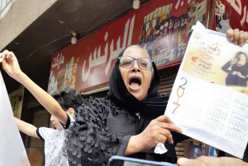 رد فعل أسرة المذيعة شيماء جمال بعد النطق بحكم إحالة أوراق المتهم بإنهاء حياتها للمفتي