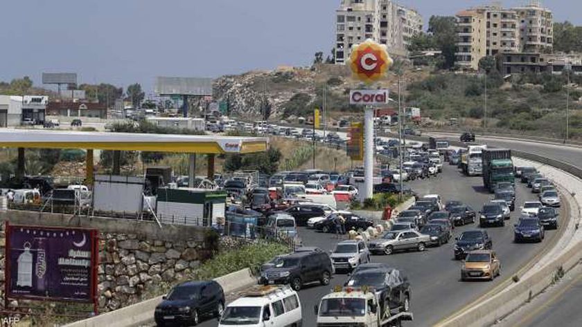 ارتفاع أسعار الوقود في لبنان أحد مظاهر الأزمة الاقتصادية