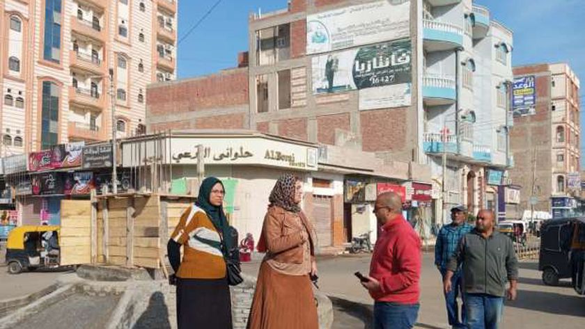 رئيس مركز ومدينة بيلا بكفر الشيخ تقود حملة لإزالة الإعلانات المخالفة – المحافظات