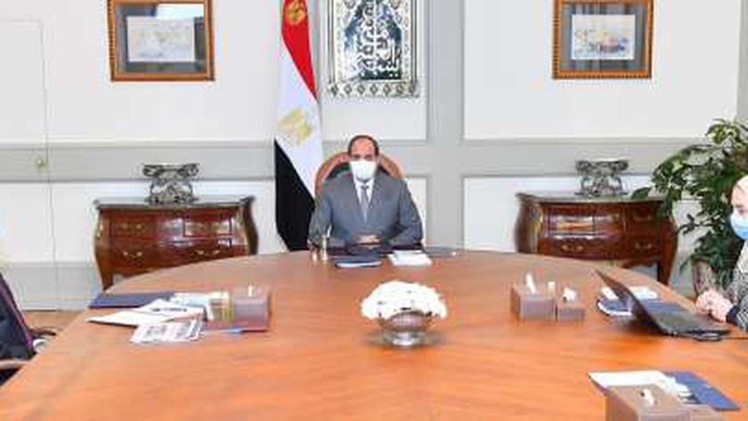 خلال اجتماع   الرئيس عبد الفتاح السيسي  مع الدكتور مصطفي مدبولي رئيس مجلس الوزراء، ونيفين القباج وزيرة التضامن الاجتماعي.