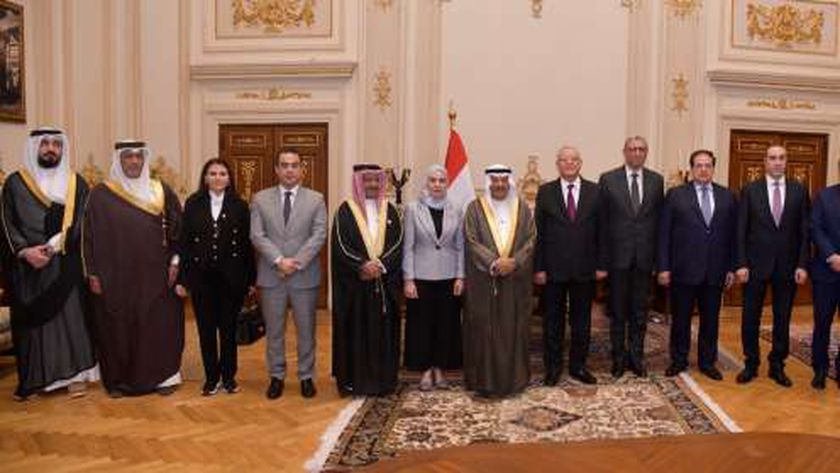 رئيس «النواب» يدعو البحرين إلى زيادة الاستثمارات على أرض مصر