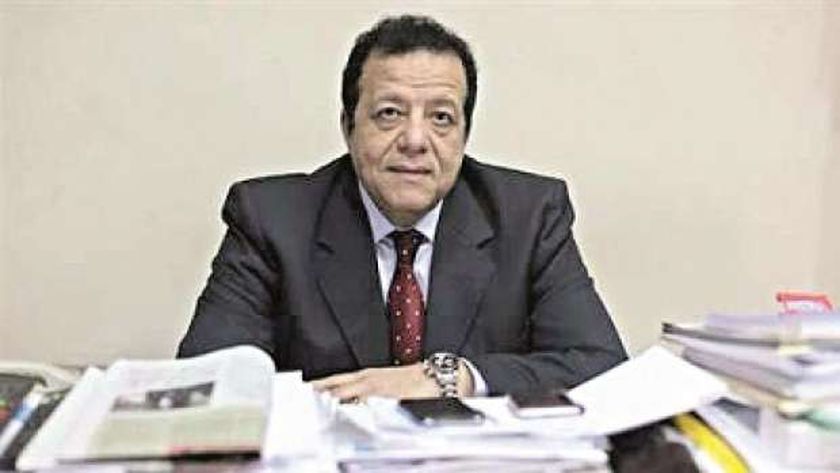 الدكتور عاطف عبداللطيف عضو جمعية مستثمرى جنوب سيناء
