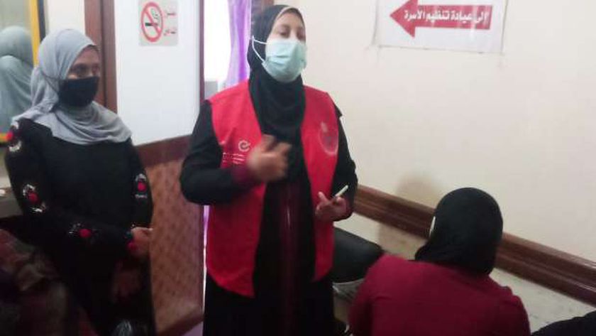 صورة الكشف على 986 مريضا بقافلة طبية مجانية في المنشية بكفر الشيخ – المحافظات