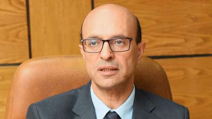 دكتور أحمدالمنشاوي القائم بأعمال رئيس جامعة أسيوط
