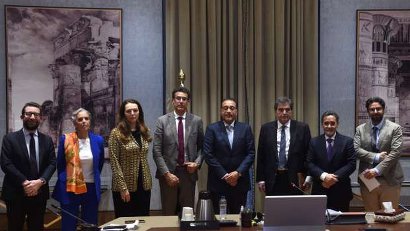 Madbouly rencontre une délégation française composée d’hommes politiques, de journalistes… et d’Abdel Rahim Ali : l’occasion d’échanger – Egypt News
