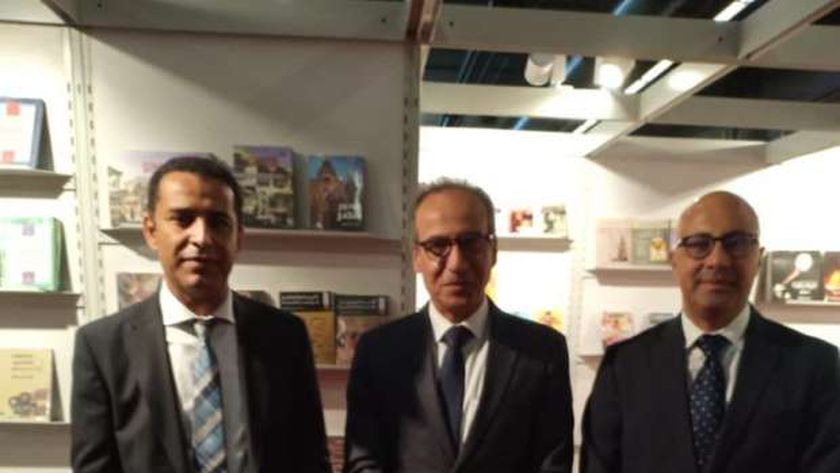 الدكتور هيثم الحاج علي رئيس هيئة الكتاب  في معرض فراكفورت