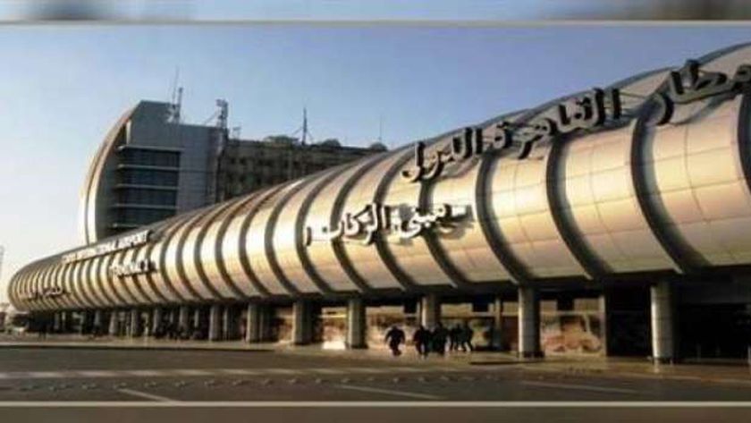 مطار القاهرة "ارشيف"