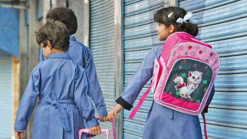 حظر تغيير الزي المدرسي بالقليوبية