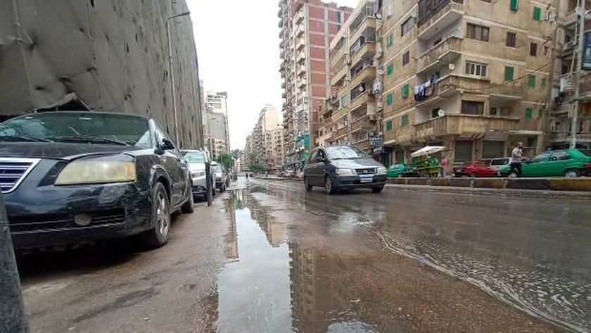 صورة عاجل.. «وداعًا للصيف».. الأمطار تتساقط على مناطق متفرقة في البلاد «فيديو» – مصر