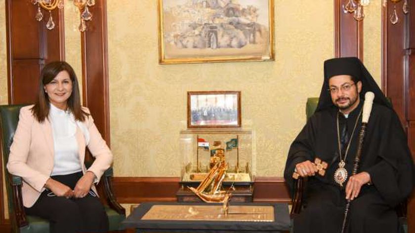 الأنبا باخوم يشكر سيادة وزيرة الهجرة لاستقبالها الرحب ولبحث سبل التعاون.