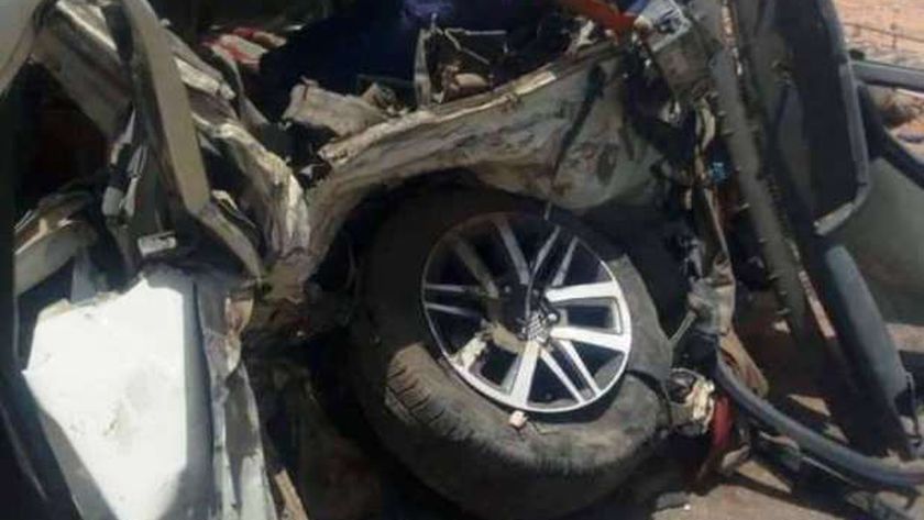 صورة إصابة 7 أشخاص بينهم أب وابنتيه في حادث تصادم سيارتين بالبحر الأحمر – المحافظات