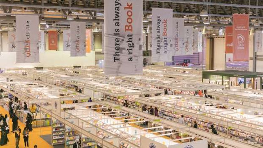 صورة «الشارقة للكتاب» يحقق إنجازا باختياره أكبر معرض للكتاب في العالم – فن وثقافة