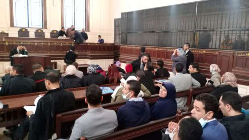 محاكمة فتاة المول بكفر الدوار بمحكمة الإسكندرية