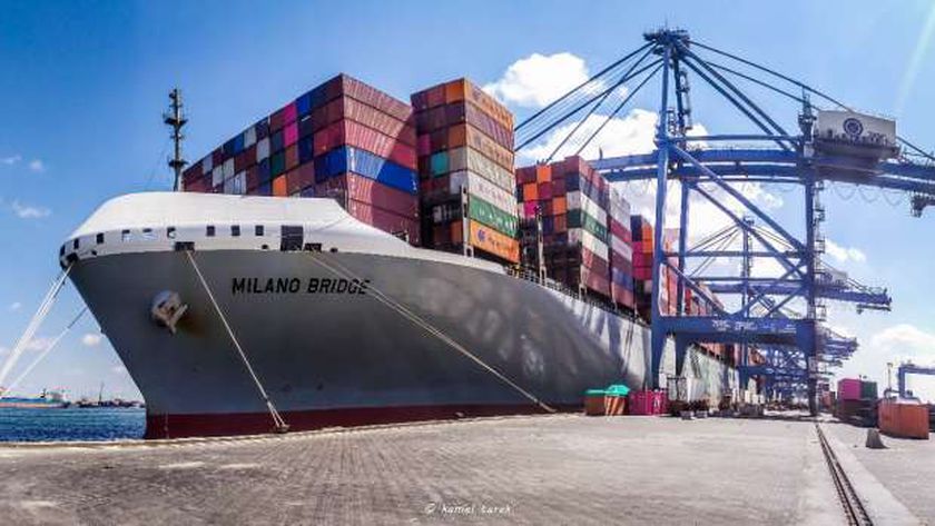 صورة ناقلة غاز مسال تصل إلى ميناء دمياط محملة بـ70 ألف طن – المحافظات