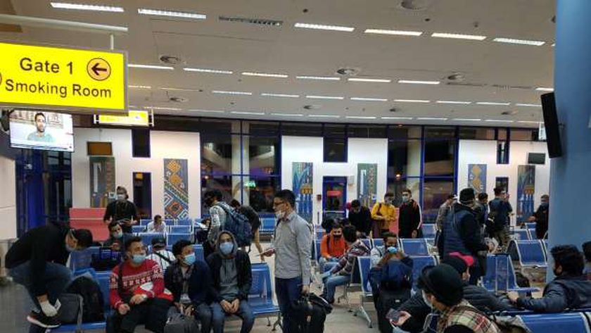 مطار مرسى علم يستقبل 122 رحلة طيران - أرشيفية