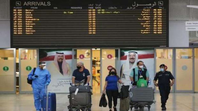 مطار الكويت الدولي يعمل بكامل طاقته الاستيعابية من الأحد المقبل بعد رفع قيود كورونا عن الملقحين