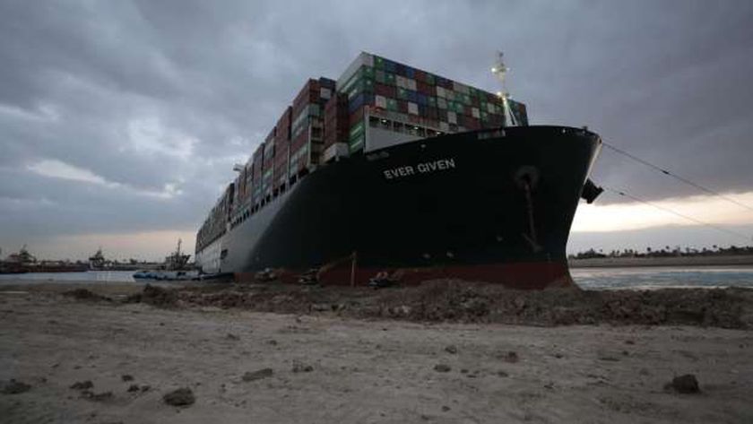 صورة عاجل.. سكاي نيوز: تعديل وضعية السفينة الجانحة في قناة السويس – مصر
