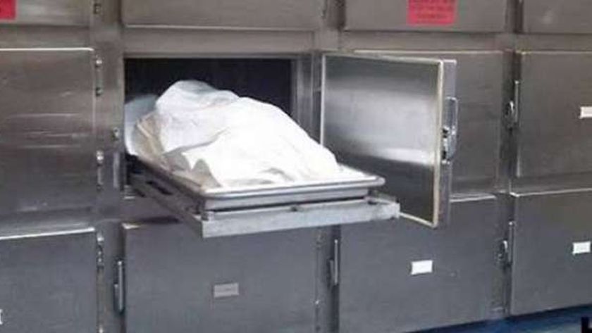 جثة داخل ثلاجة المستشفي