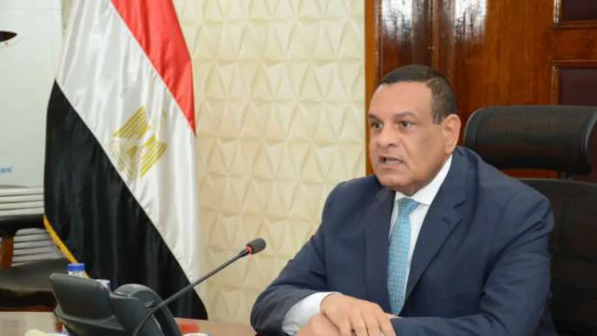 وزير التنمية المحلية يوجه بتكثيف الحملات الرقابية على الأسواق في المحافظات  - أخبار مصر - الوطن