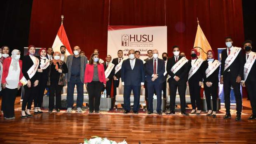 جامعة حلوان تحتفل بتنصيب مجلس اتحاد الطلاب