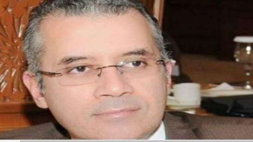 حسين عثمان- رئيس مجلس إدارة دار ريشة