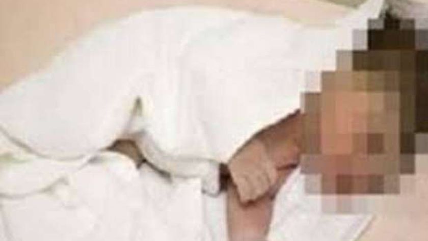 وفاة طفلة داخل مستشفي سوهاج العام عثر عليها في صندوق قمامة