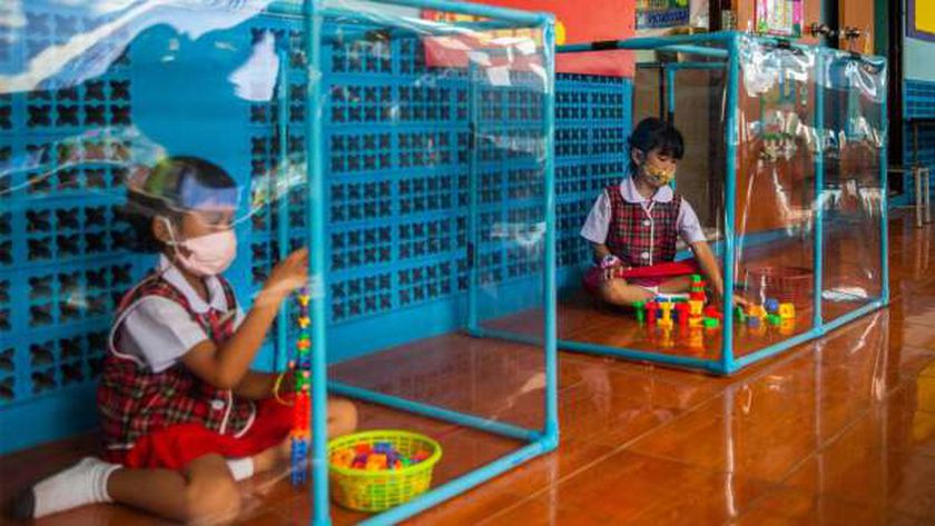 رياض الأطفال في تايلاند من أكثر المدارس صرامة في الاحترازات الصحية ضد فيروس كورونا